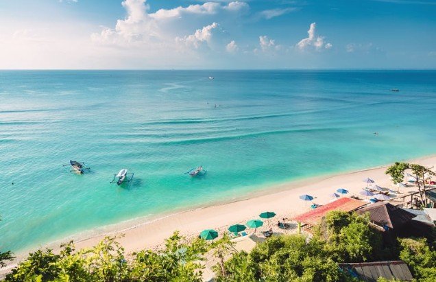 Sandy Beach Oahu: A Complete Guide to Wāwāmalu’s Shorebreak